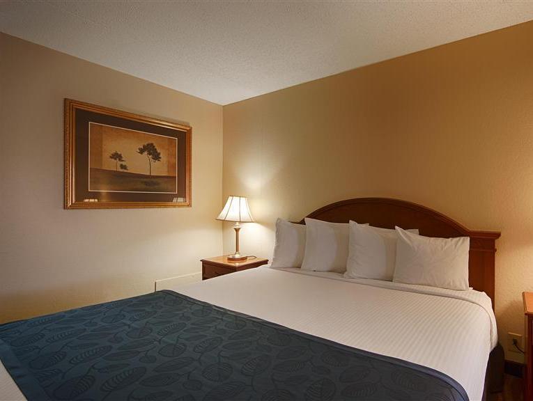 Best Western Windsor Suites Фейетвилл Экстерьер фото